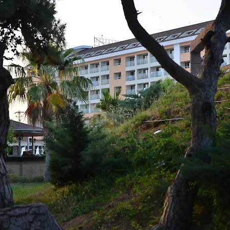 Ξενοδοχείο Casa Fora 4*